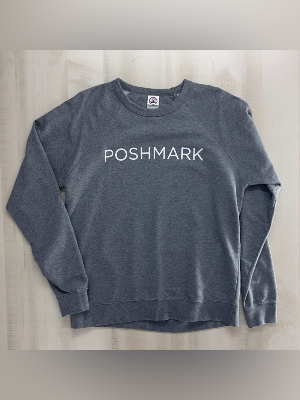 UNISEX Poshmark Gray Crewneck Sweatshirt XL soft loose fit merch delta fleece - Picture 6 of 6